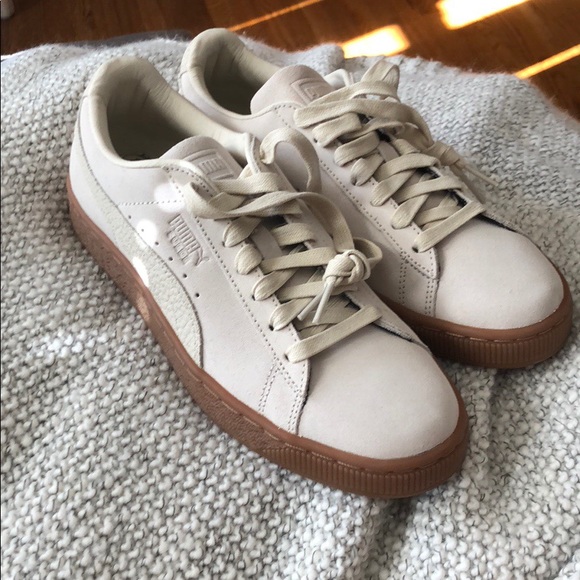 puma suede classic trainers in beige